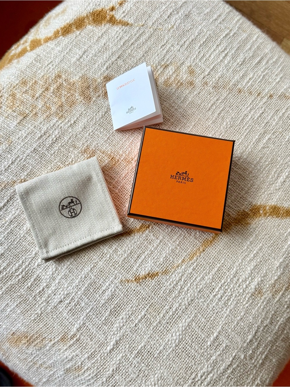 Hermes Paris Gift Box for Le Bracelet Clic or another jewelry piece